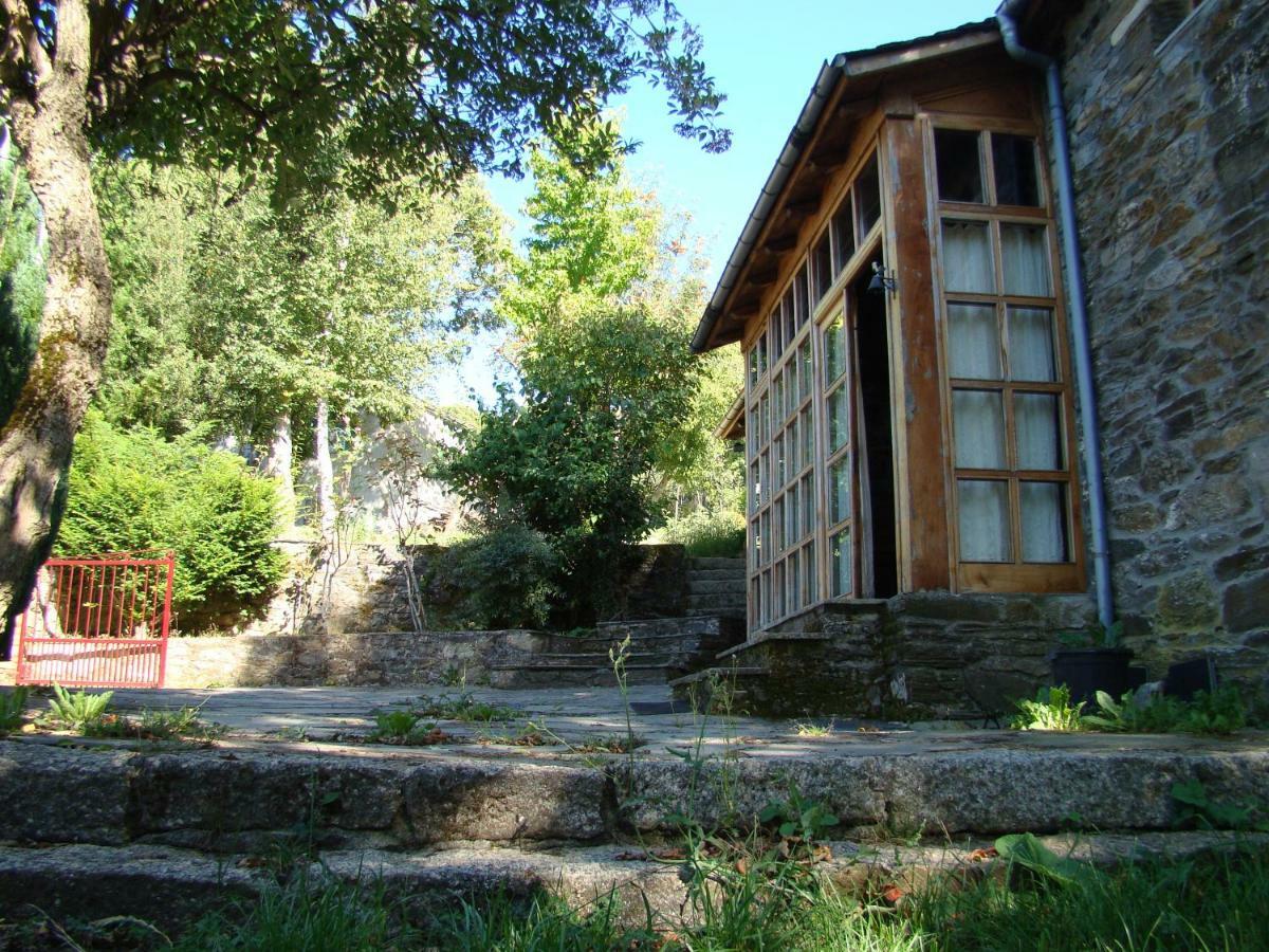 Casa Dos Pedrouzos Guest House Doncos Екстериор снимка