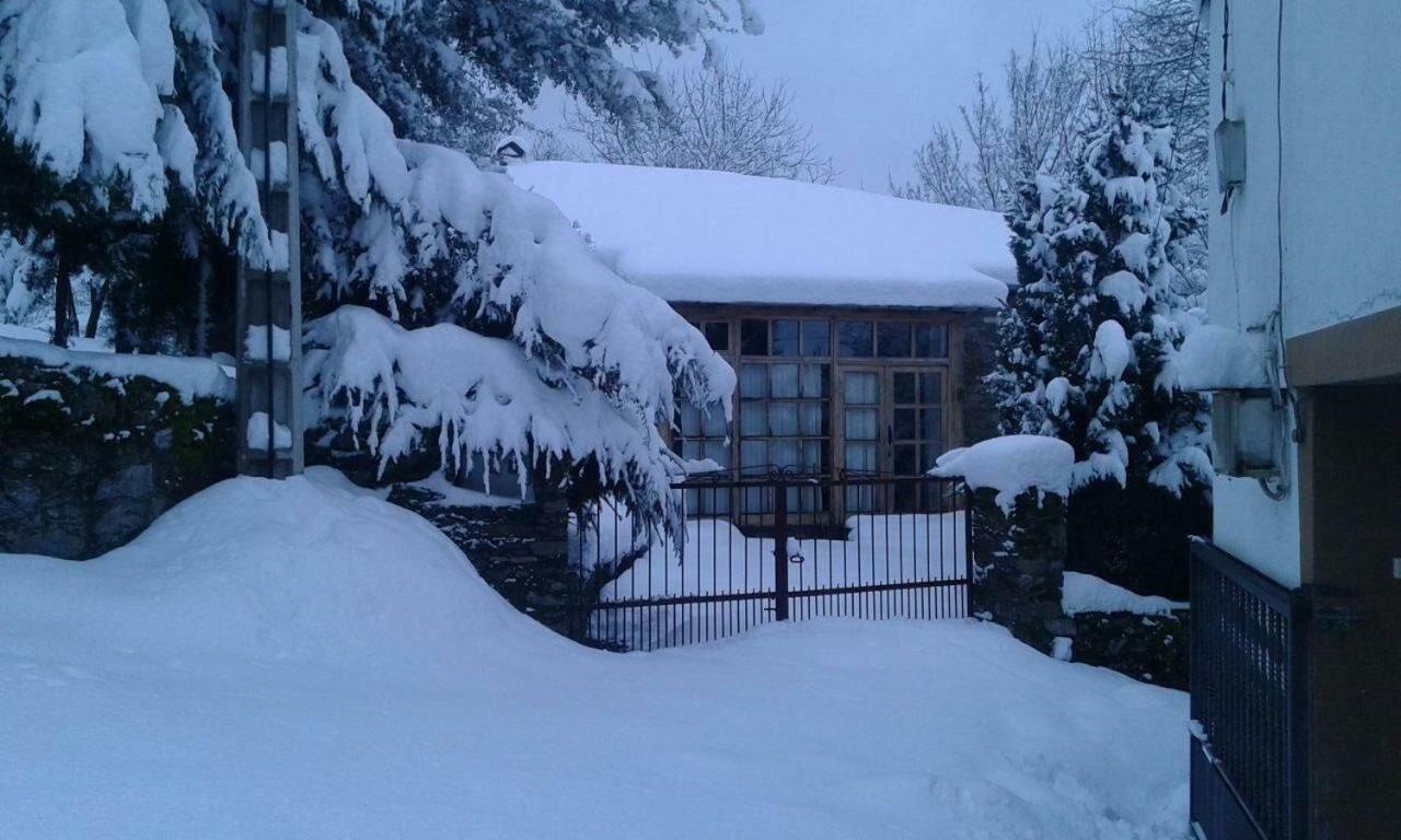 Casa Dos Pedrouzos Guest House Doncos Екстериор снимка