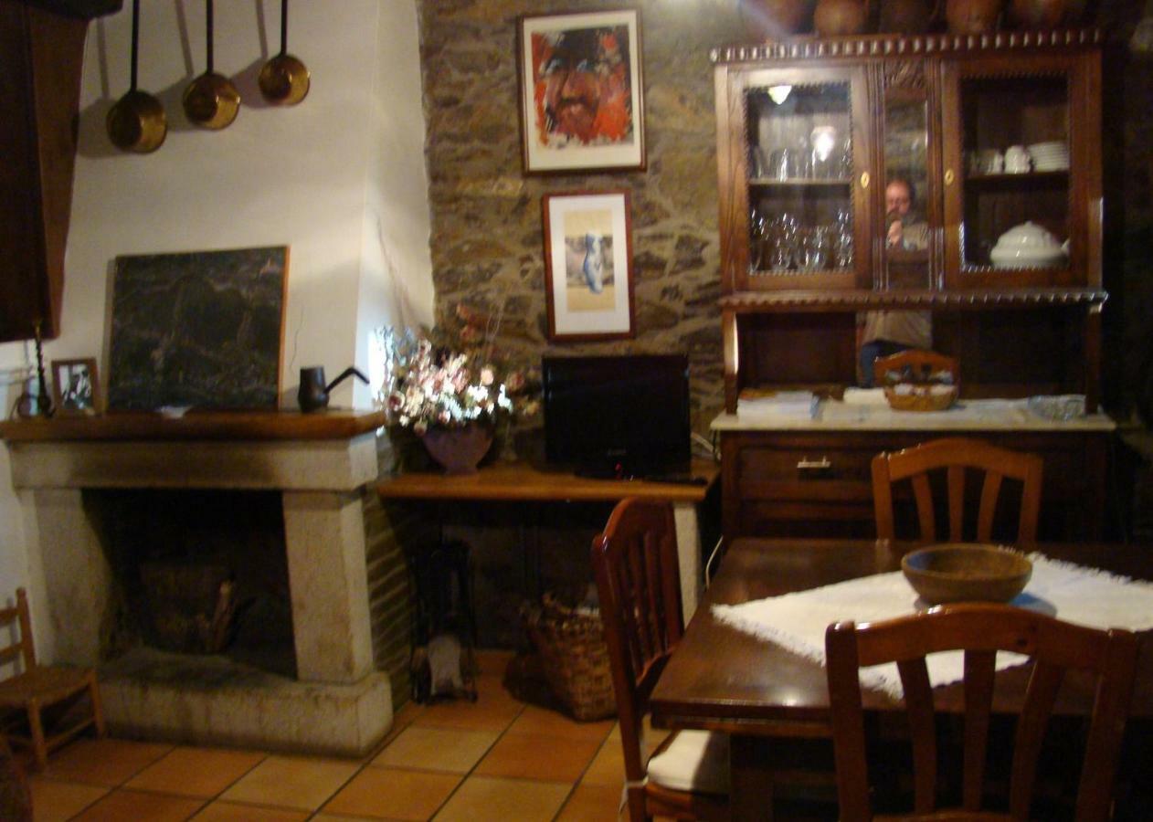 Casa Dos Pedrouzos Guest House Doncos Екстериор снимка